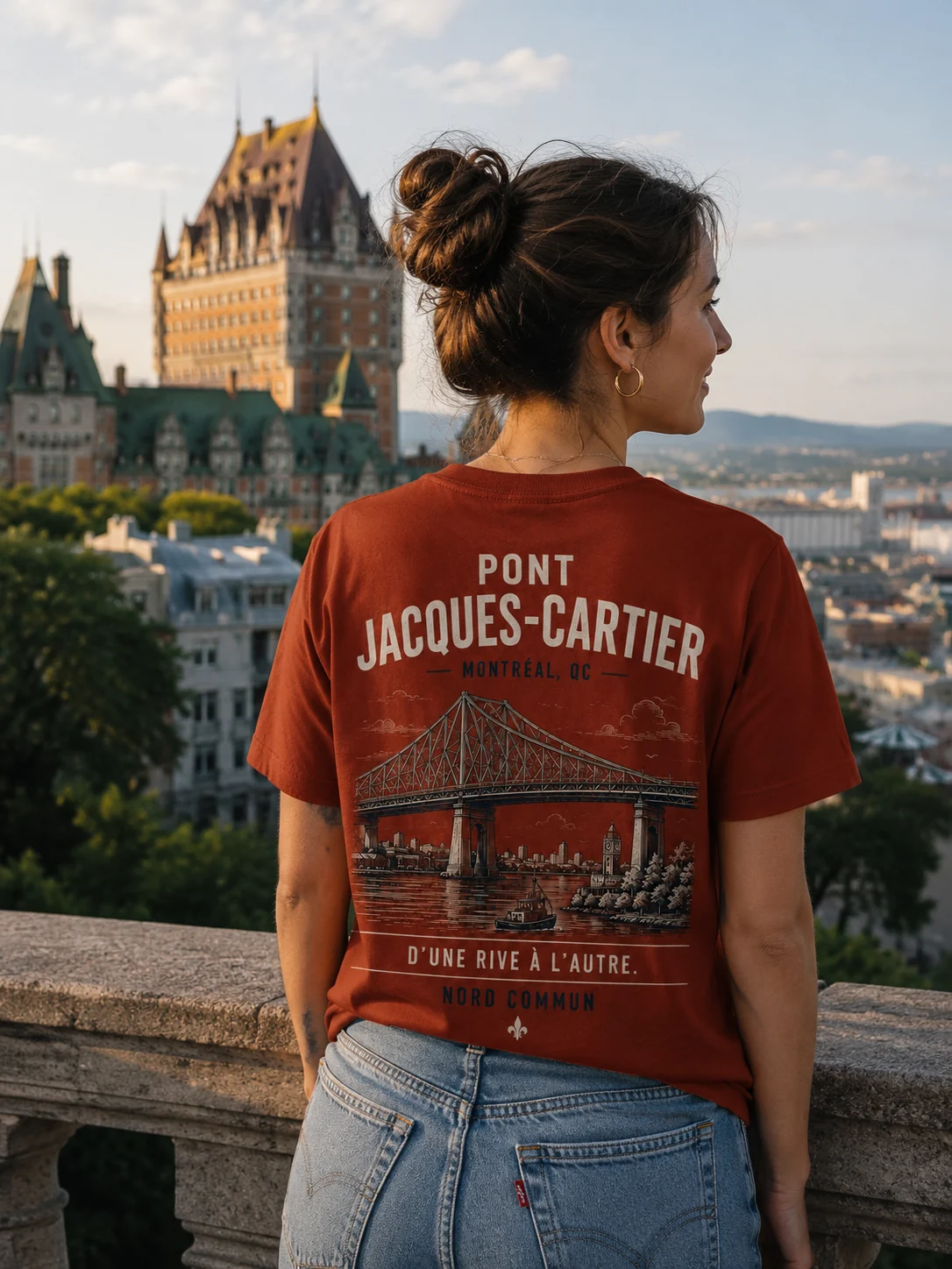 Pont Jacques-Cartier tee in Québec